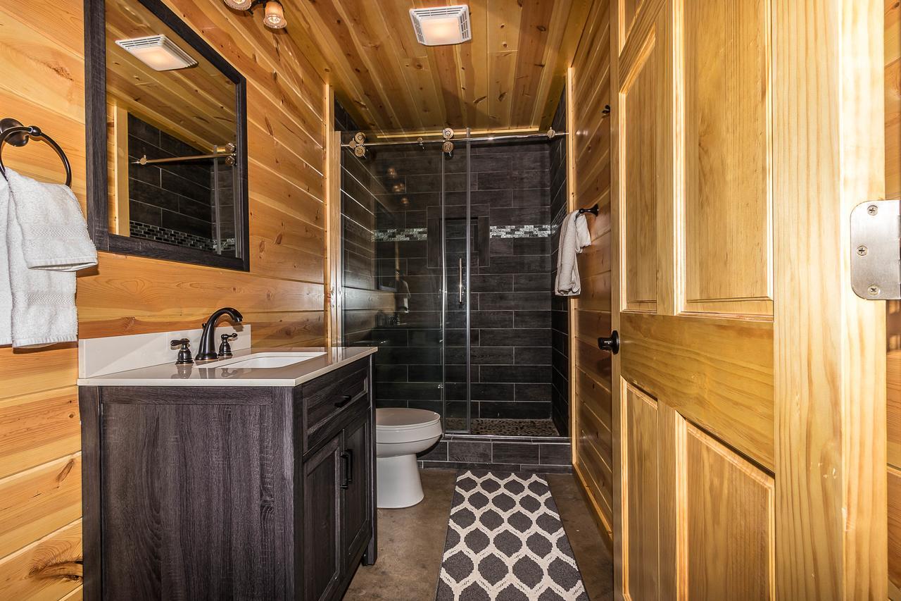 Hocking Hills Cabins & Resort Foxfire Лоуган Екстериор снимка