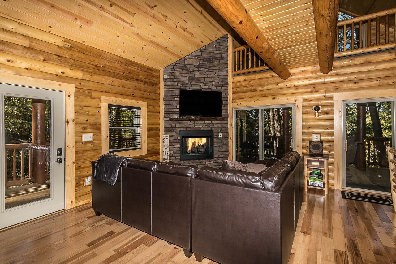 Hocking Hills Cabins & Resort Foxfire Лоуган Екстериор снимка